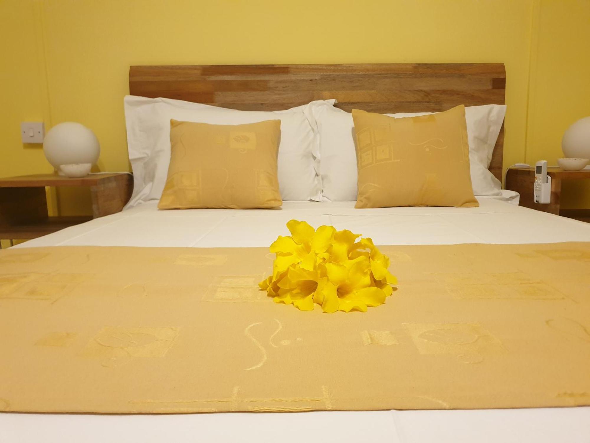Casa Frangipani Mauritius Apartment Trou d'Eau Douce Ngoại thất bức ảnh